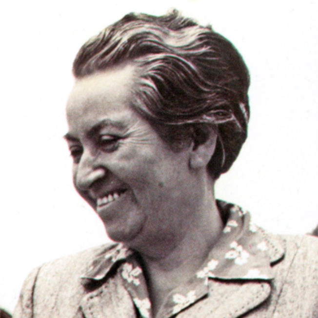 autor_Gabriela Mistral